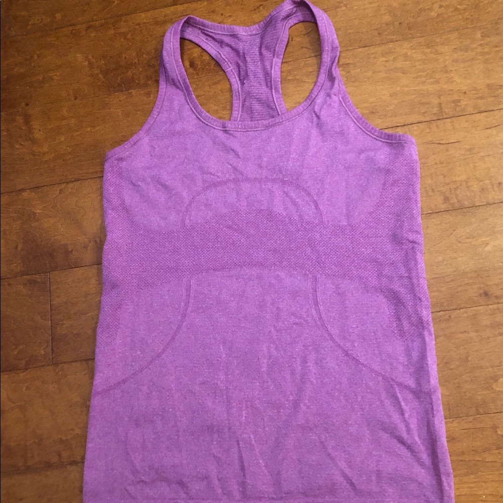 Lululemon tank